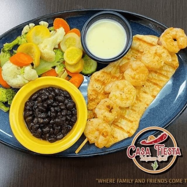 Chicken and Shrimp Plate.